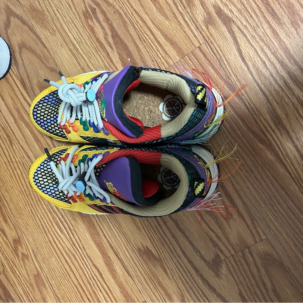 Multicolor Men's Sneakers - Yellow & Purple Athletic Style